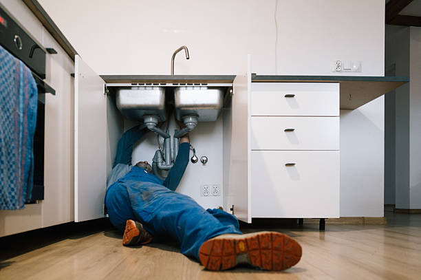 Professional Plumbing technician working in Crestwood, MO